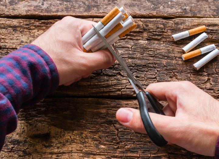 Arrêt du tabac Saint-James
